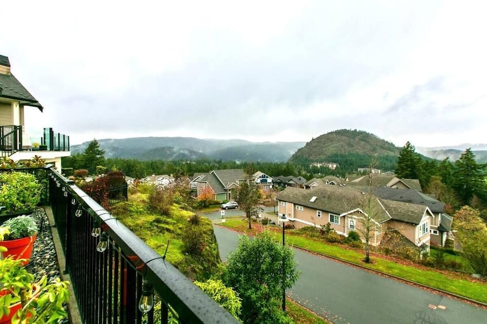 Photo of Patio Balcony in Bear Mountain Resort