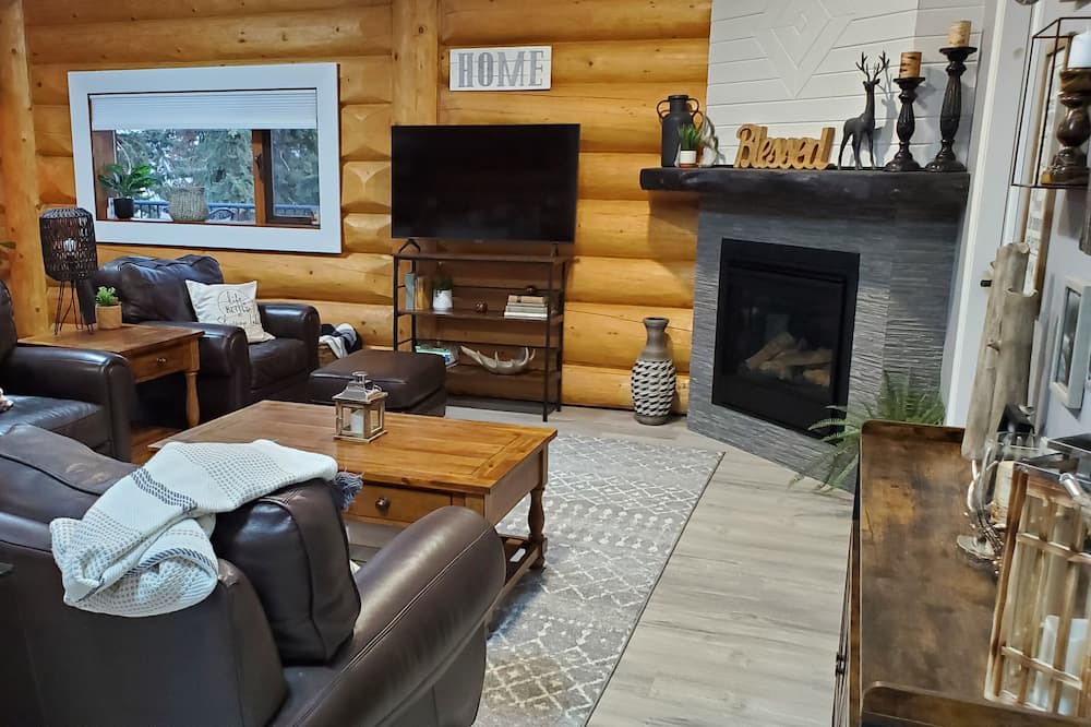 Photo of Livingroom in Blind Bay