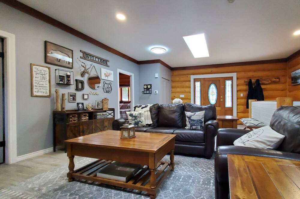 Photo of Livingroom in Blind Bay