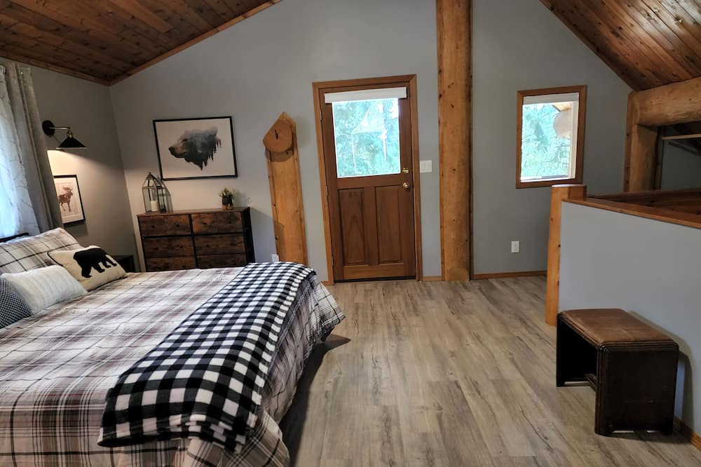Photo of Bedroom in Blind Bay