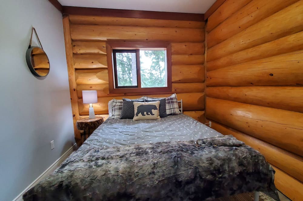 Photo of Bedroom in Blind Bay