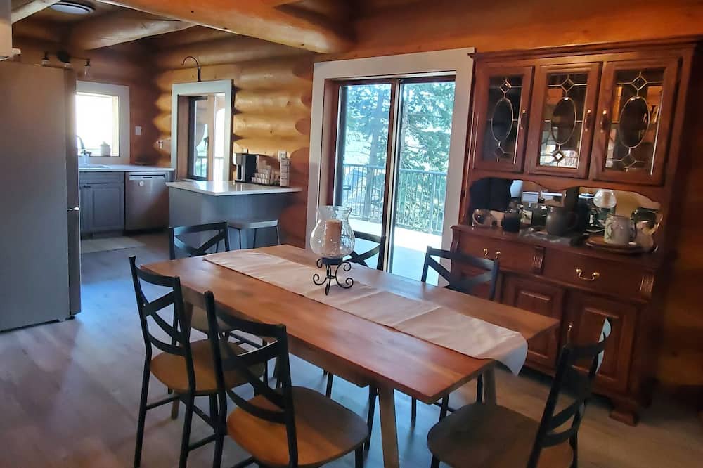 Photo of Kitchen in Blind Bay