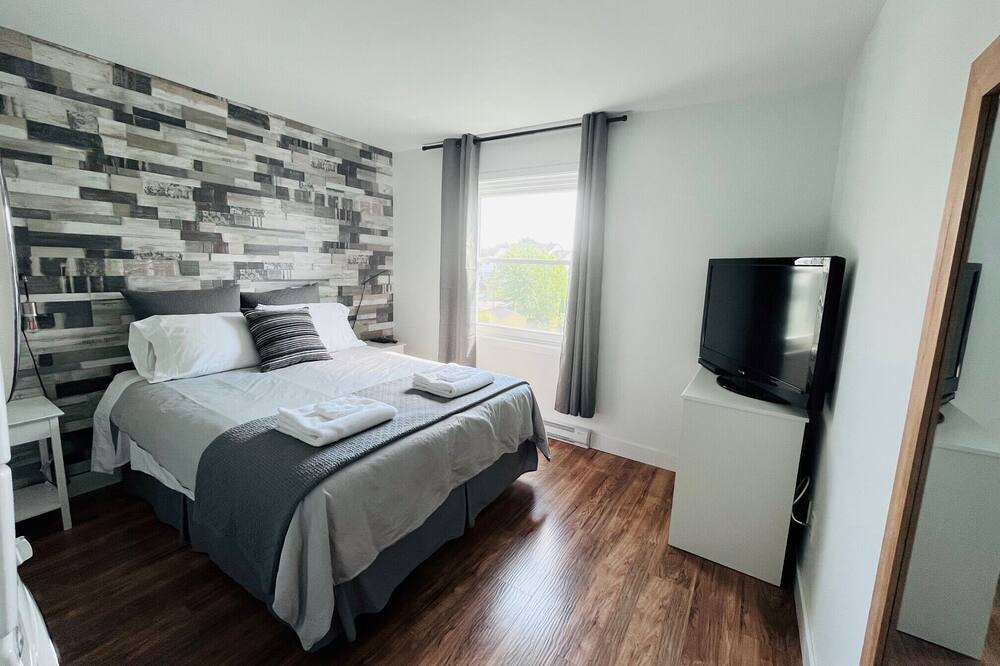 Photo of Bedroom in Magog