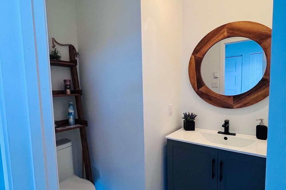 Photo of Bathroom in Magog