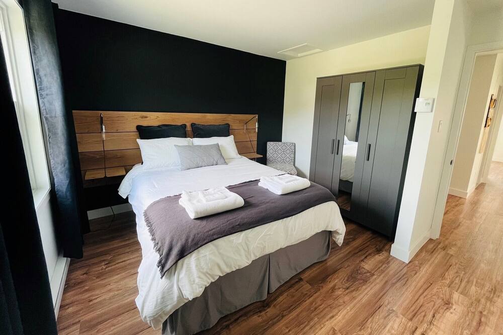 Photo of Bedroom in Magog