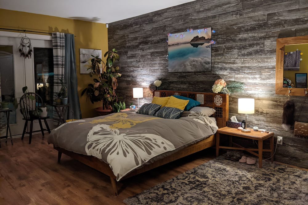 Photo of Bedroom in Sainte-Anne-des-Monts