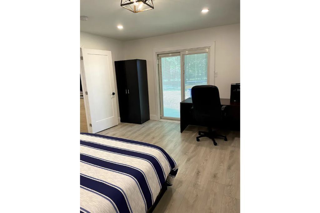 Photo of Bedroom in Alcona