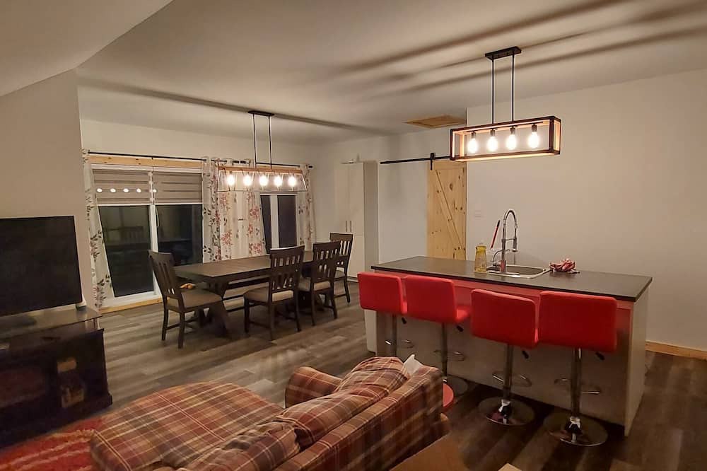 Photo of Livingroom in Saint-Remi-de-Tingwick