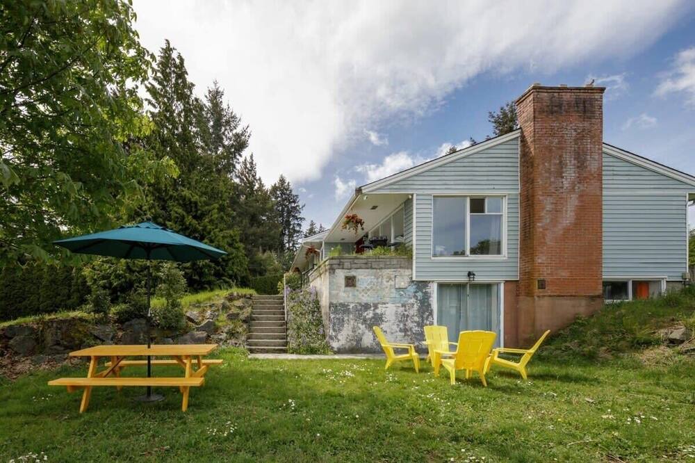 Photo of Outdoor in Departure Bay