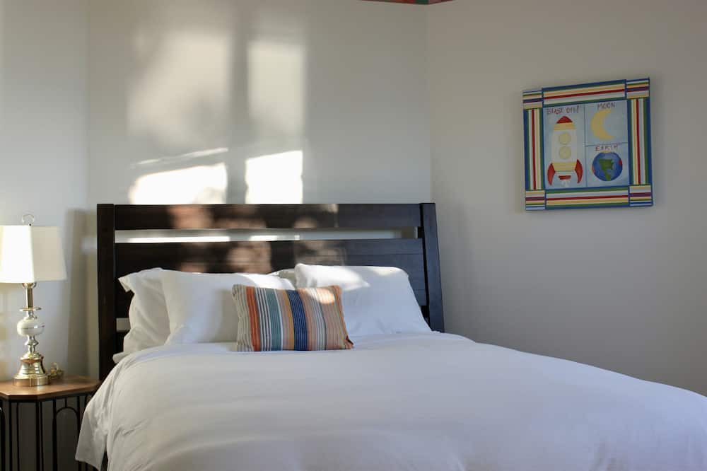 Photo of Bedroom in Southwest Mission
