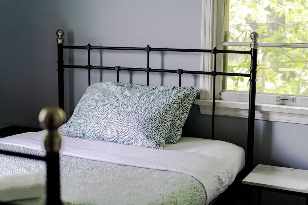 Photo of Bedroom in Whyte ave