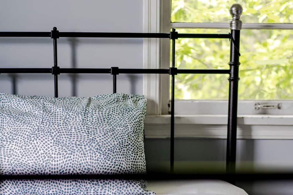 Photo of Bedroom in Whyte ave