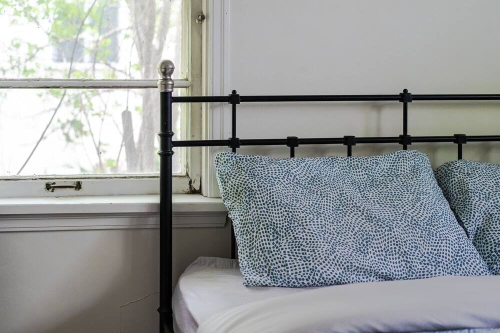 Photo of Bedroom in Whyte ave