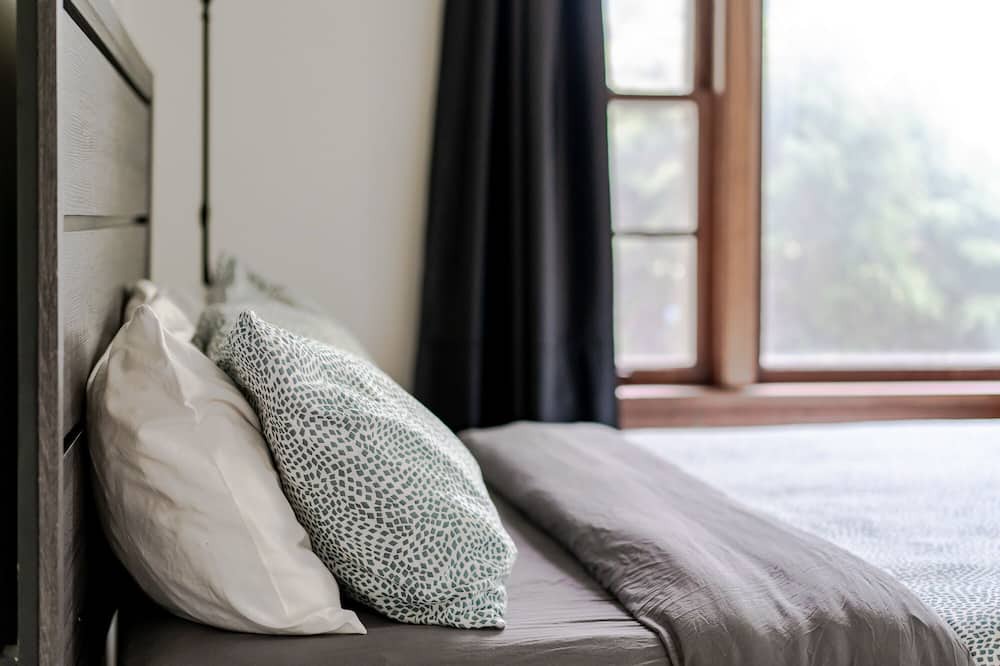 Photo of Bedroom in Whyte ave
