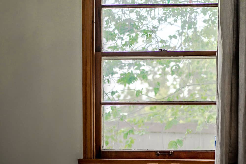 Photo of Bedroom in Whyte ave