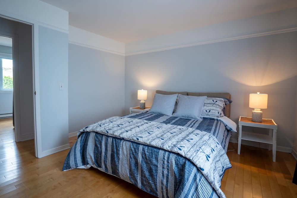 Photo of Bedroom in Saint-Andre-d'Argenteuil