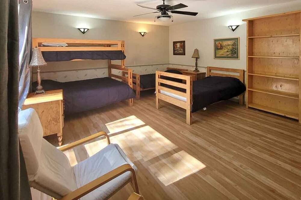 Photo of Bedroom in Addington Highlands