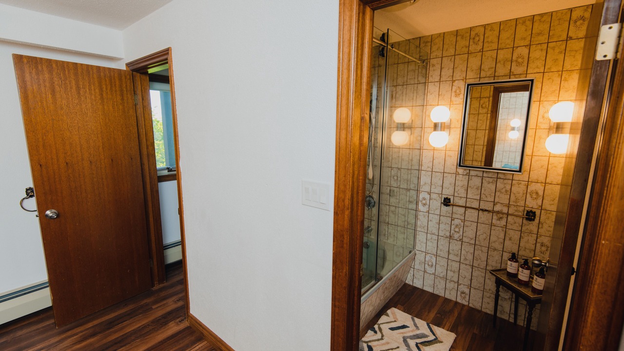 Photo of Bathroom in Perth South