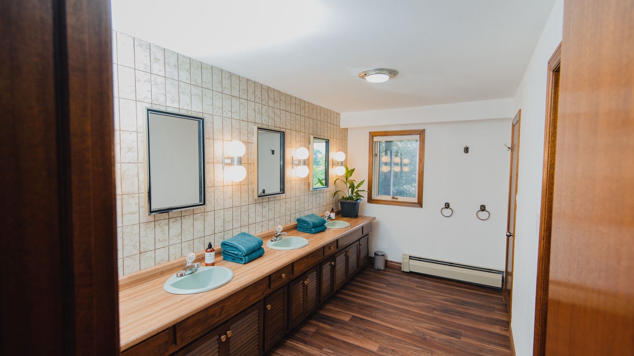 Photo of Bathroom in Perth South