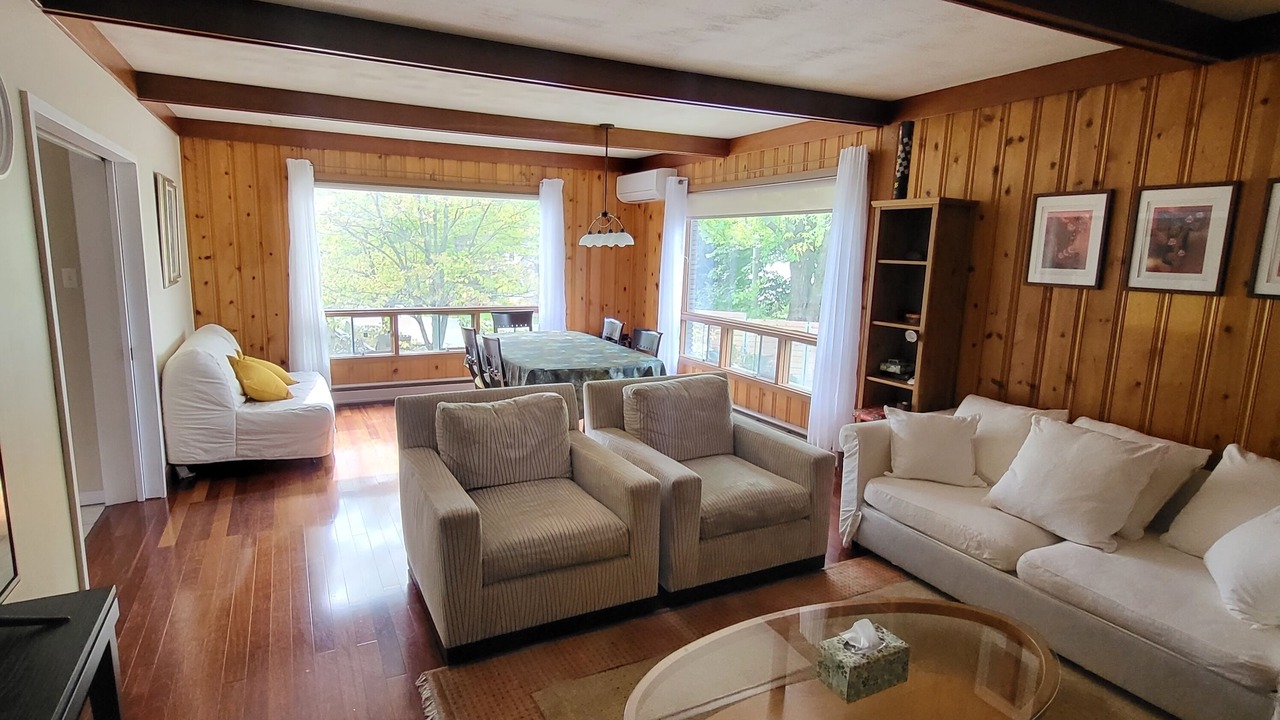 Photo of Livingroom in Lac-Brome