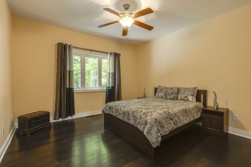 Photo of Bedroom in Tiny
