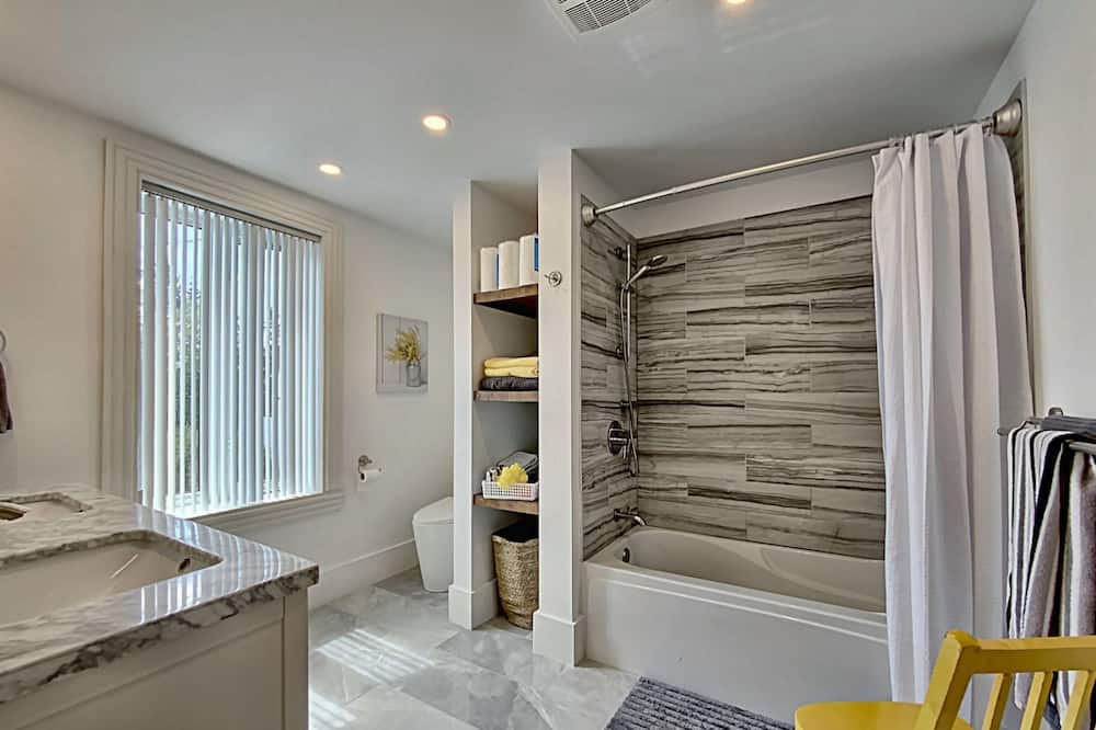 Photo of Bedroom in Charny