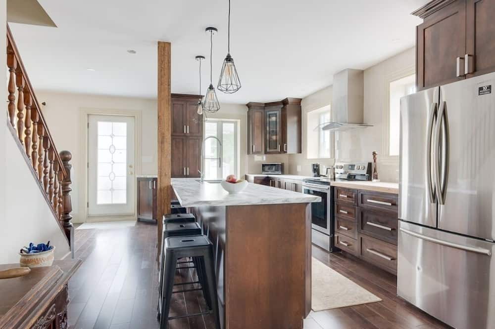 Photo of Kitchen in Charny