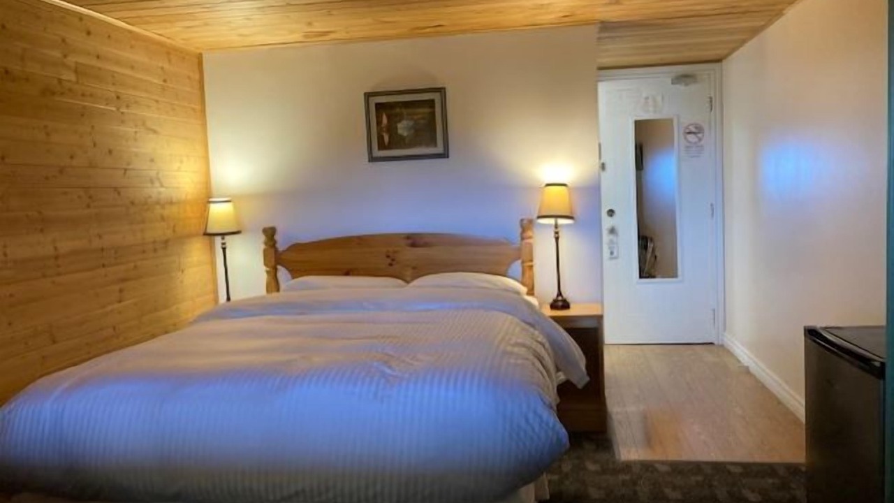 Photo of Bedroom in Ingonish Beach