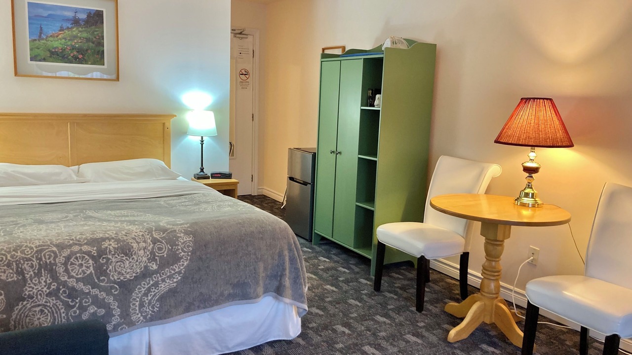 Photo of Bedroom in Ingonish Beach