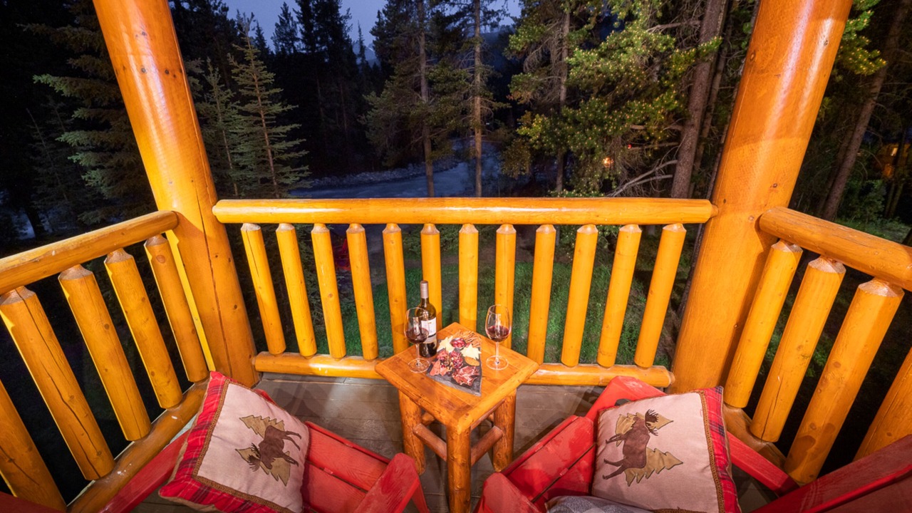Photo of Outdoor in Lake Louise