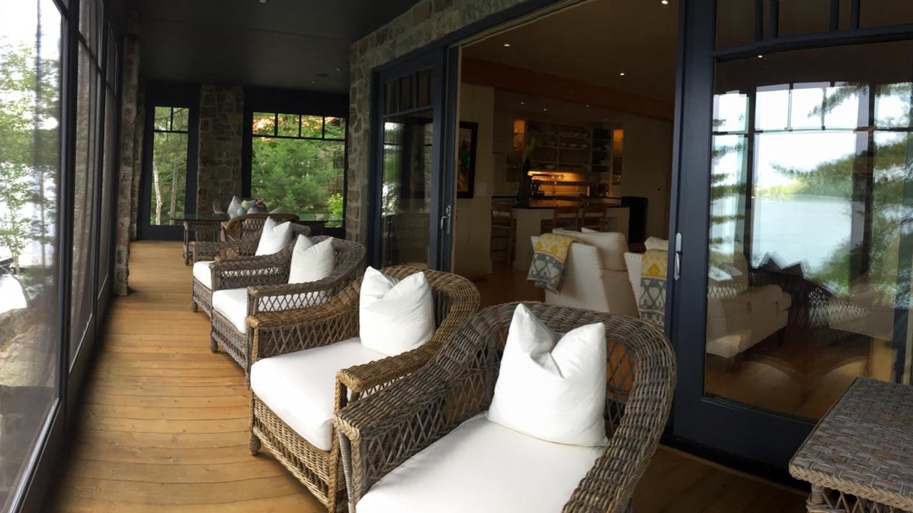 Photo of Patio Balcony in Sainte-Marguerite-du-Lac-Masson