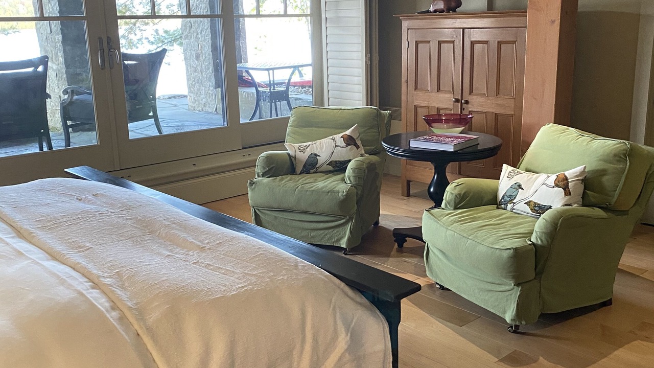 Photo of Livingroom in Sainte-Marguerite-du-Lac-Masson