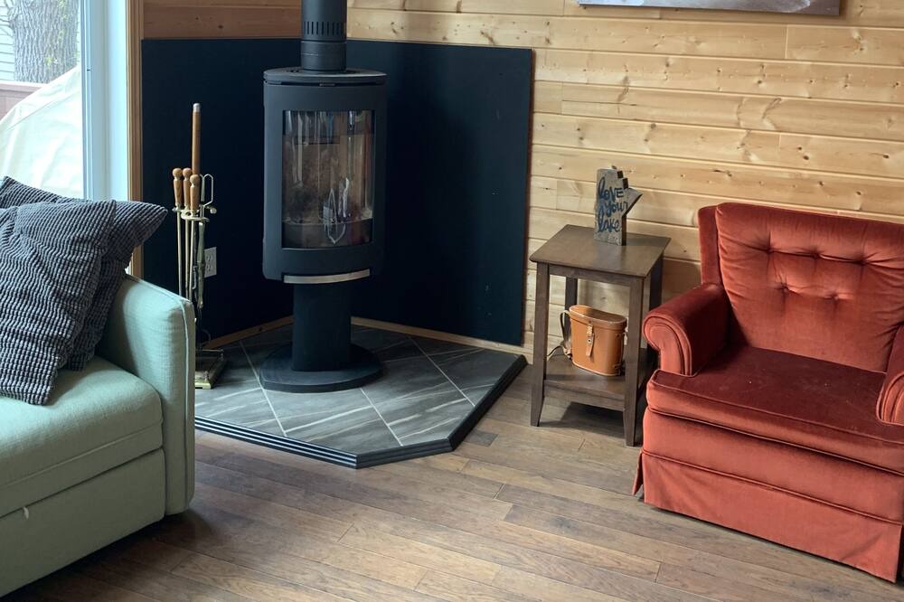 Photo of Livingroom in Grand Beach