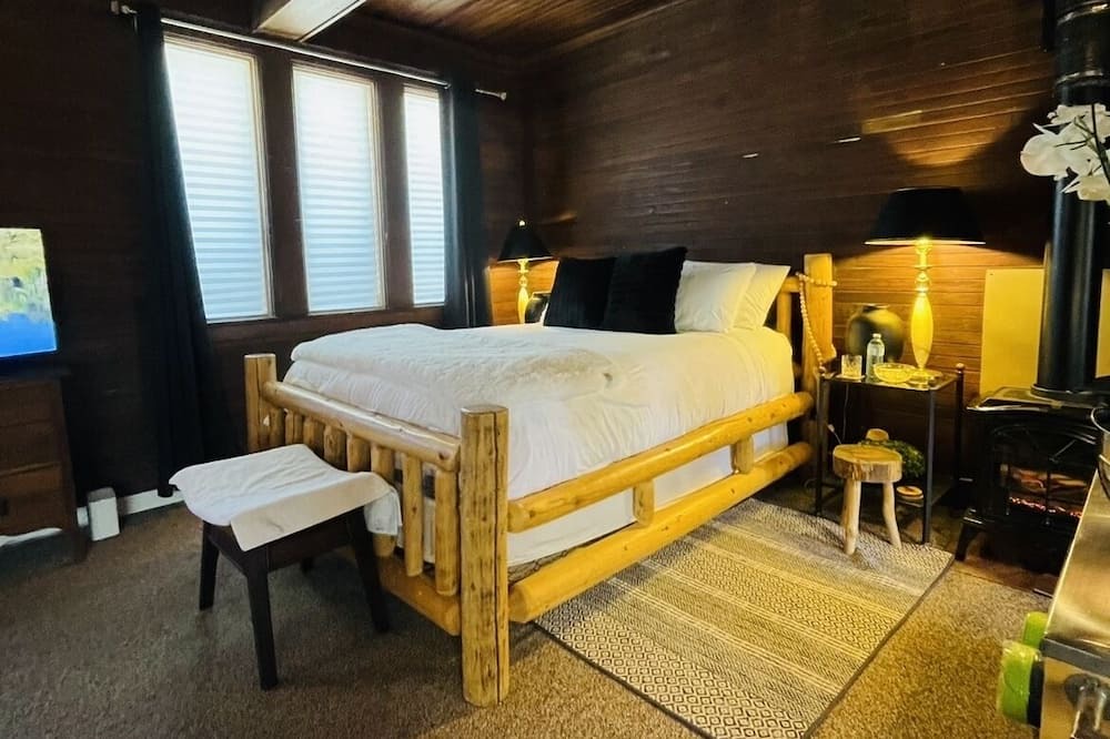 Photo of Bedroom in Brantford