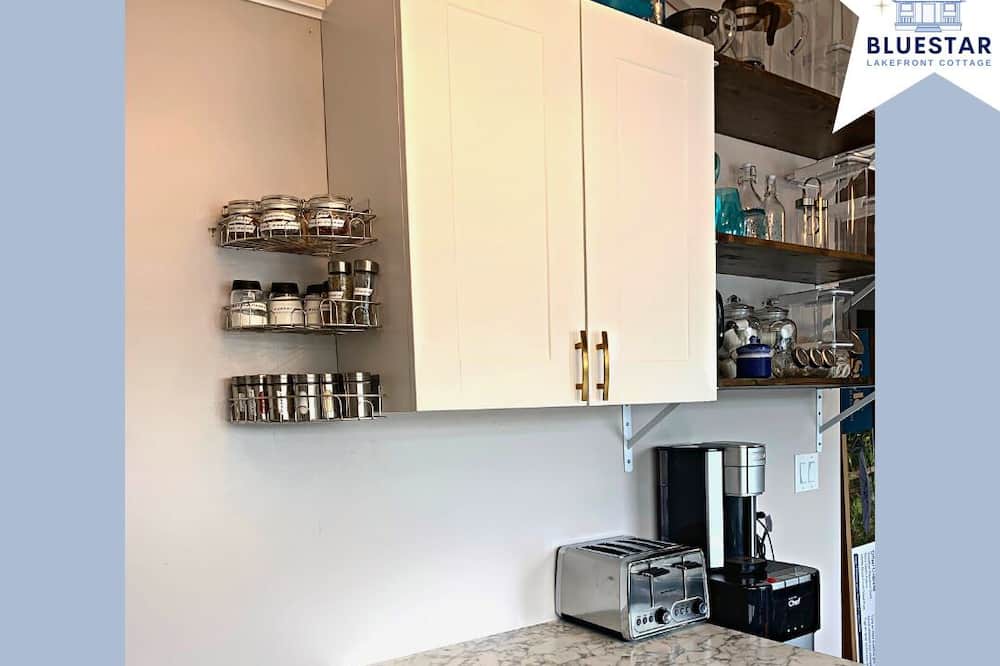 Photo of Kitchen in Leeds and the Thousand Islands