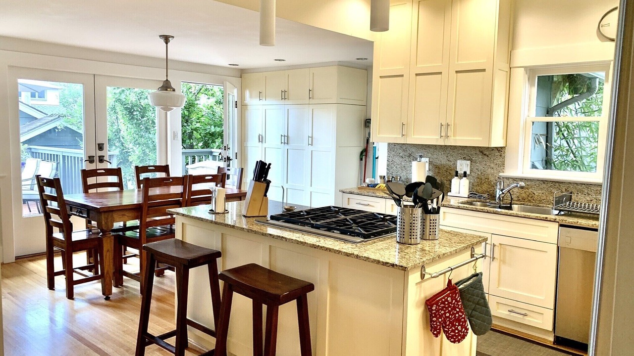 Photo of Kitchen in Shaughnessy