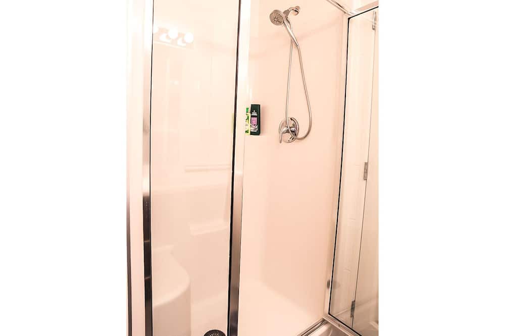 Photo of Bathroom in Sage Hill