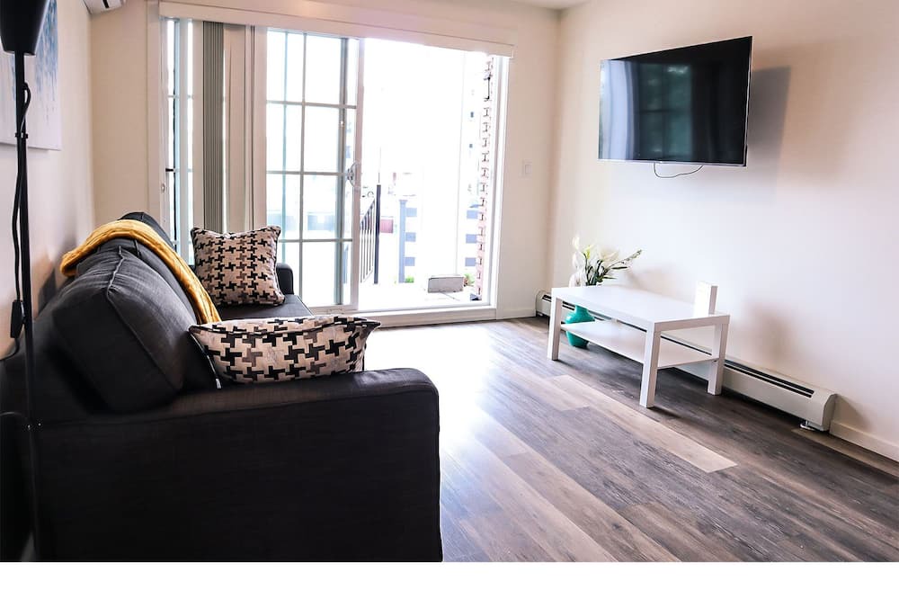 Photo of Livingroom in Sage Hill