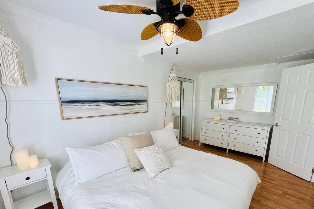 Photo of Bedroom in Weedon