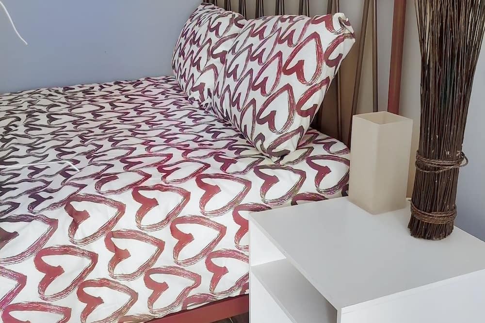 Photo of Bedroom in Aylmer