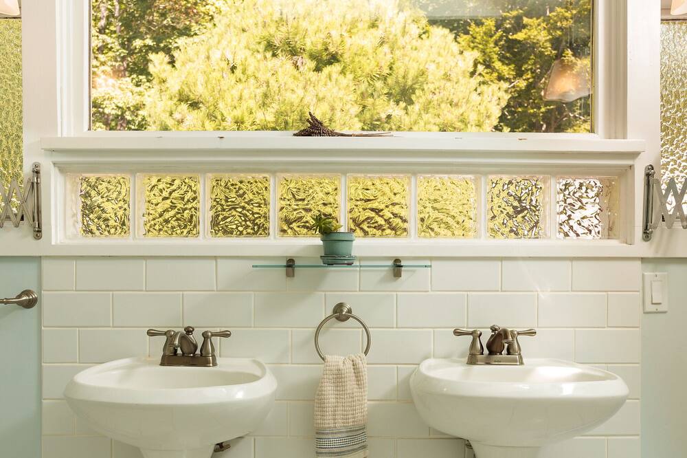 Photo of Bathroom in Cumberland