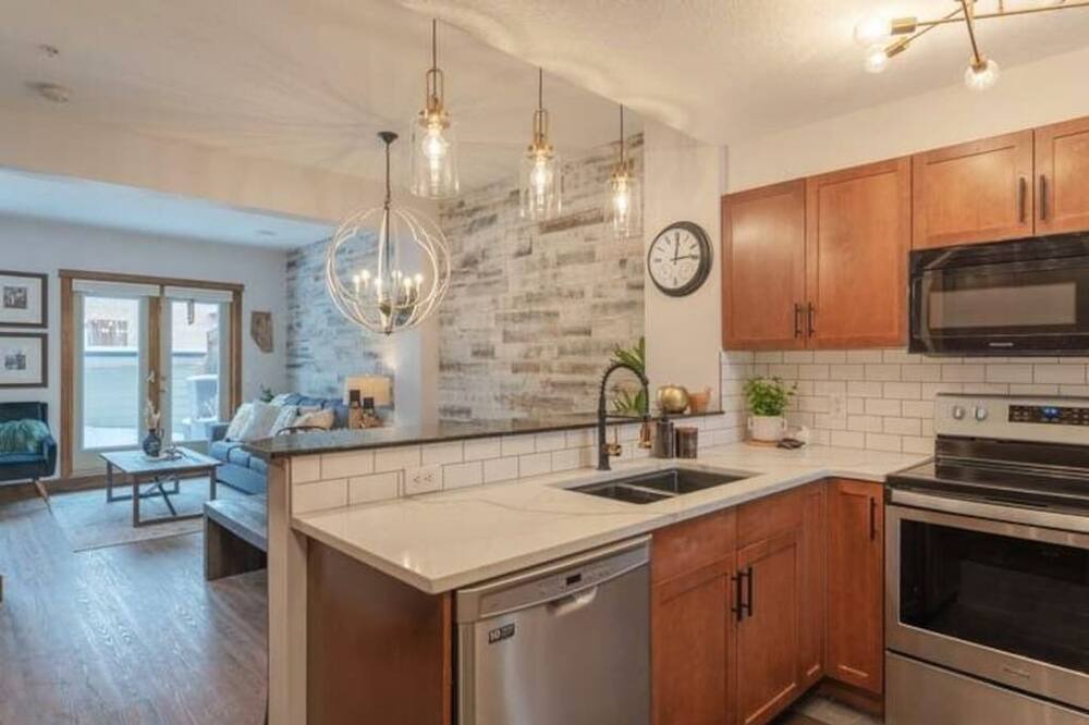 Photo of Kitchen in Cougar Creek