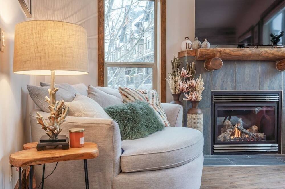 Photo of Bedroom in Cougar Creek