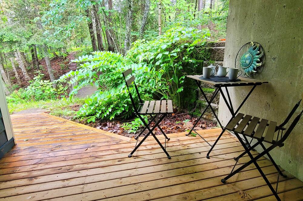 Photo of Patio Balcony in Queensbury