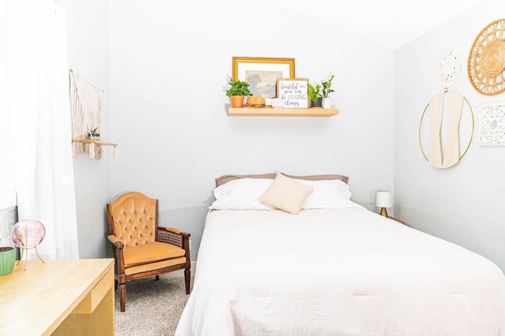 Photo of Bedroom in Red Deer