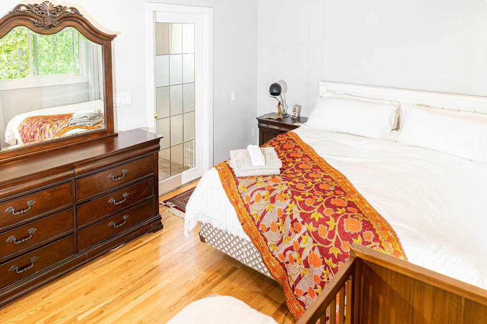 Photo of Bedroom in Red Deer