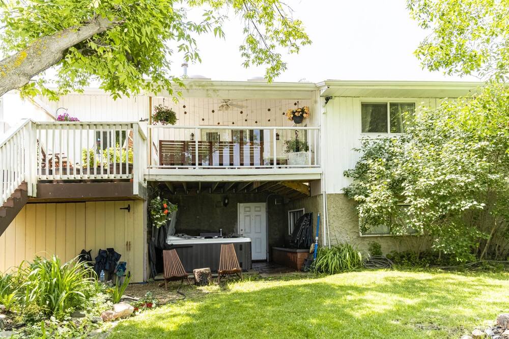 Photo of Outdoor in Red Deer