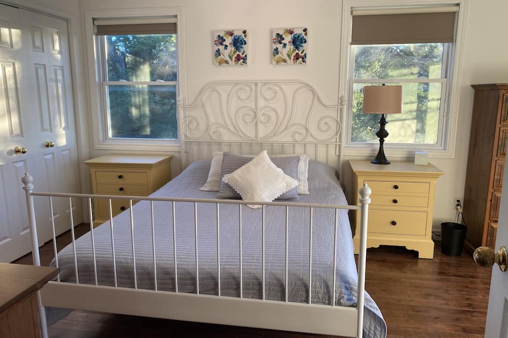 Photo of Bedroom in Scugog