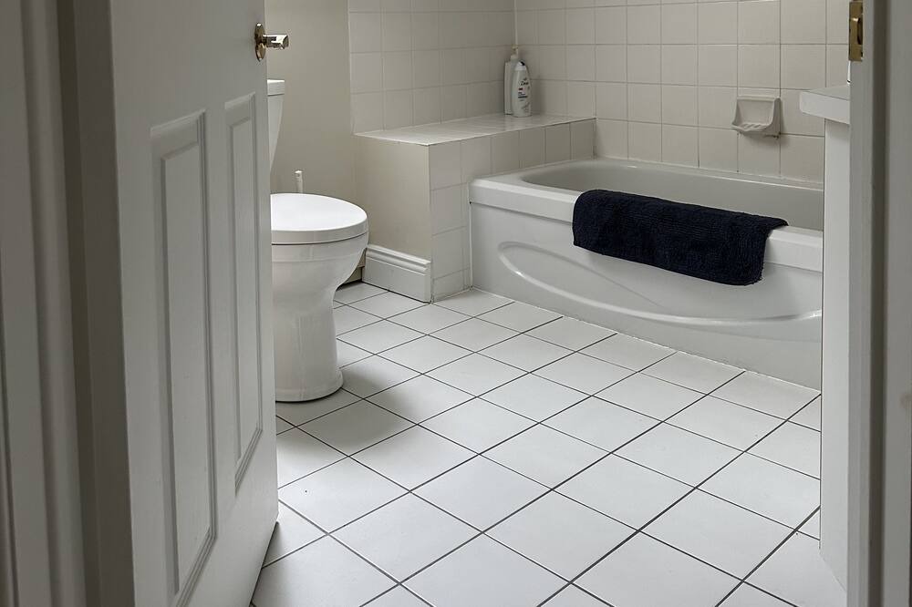 Photo of Bathroom in Lac-Brome
