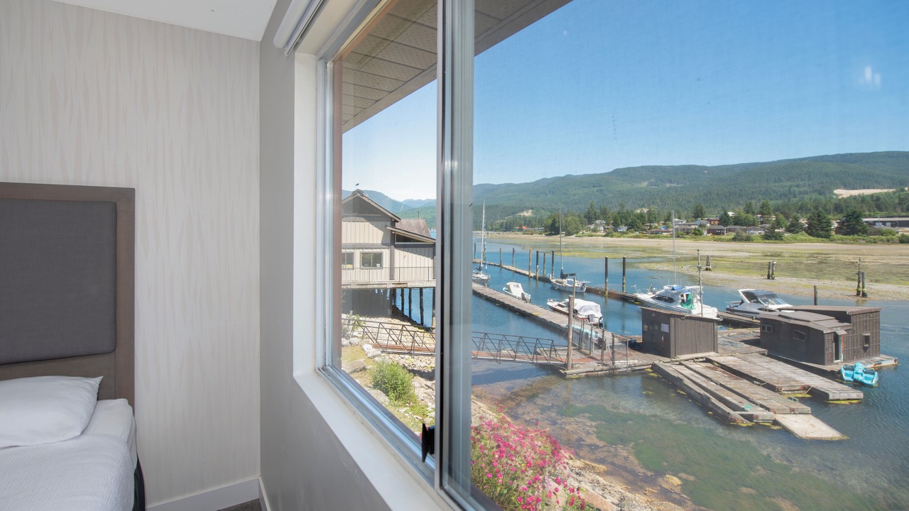 Photo of Bedroom in Sechelt